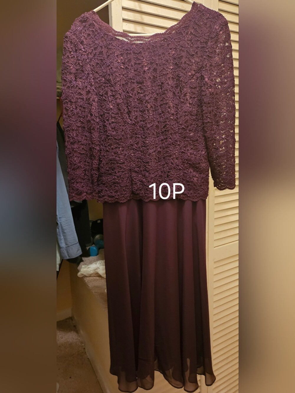 Elegant Lace Overlay Evening Dress - Deep Plum